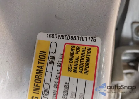 2011 Cadillac Sts Luxury z USA, uszkodzony, nr VIN 1G6DW6ED6B0101175